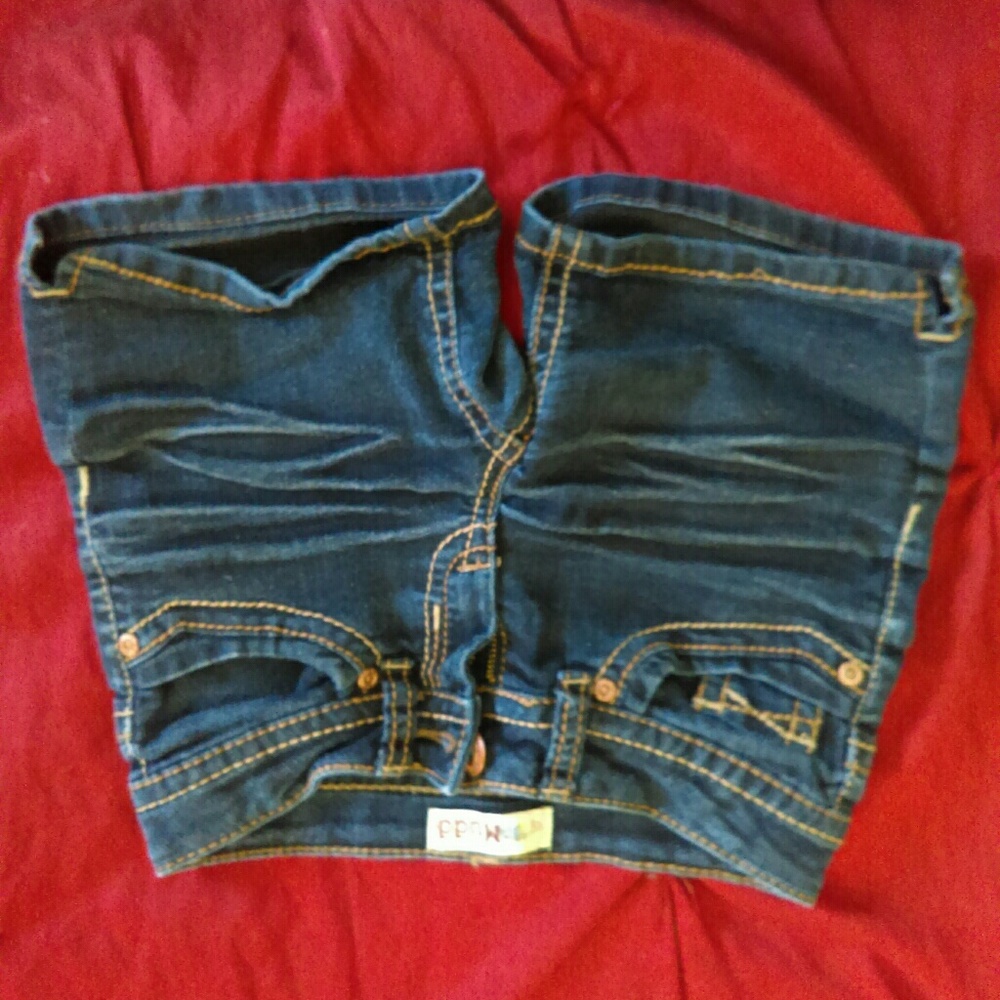 Jean shorts super cute